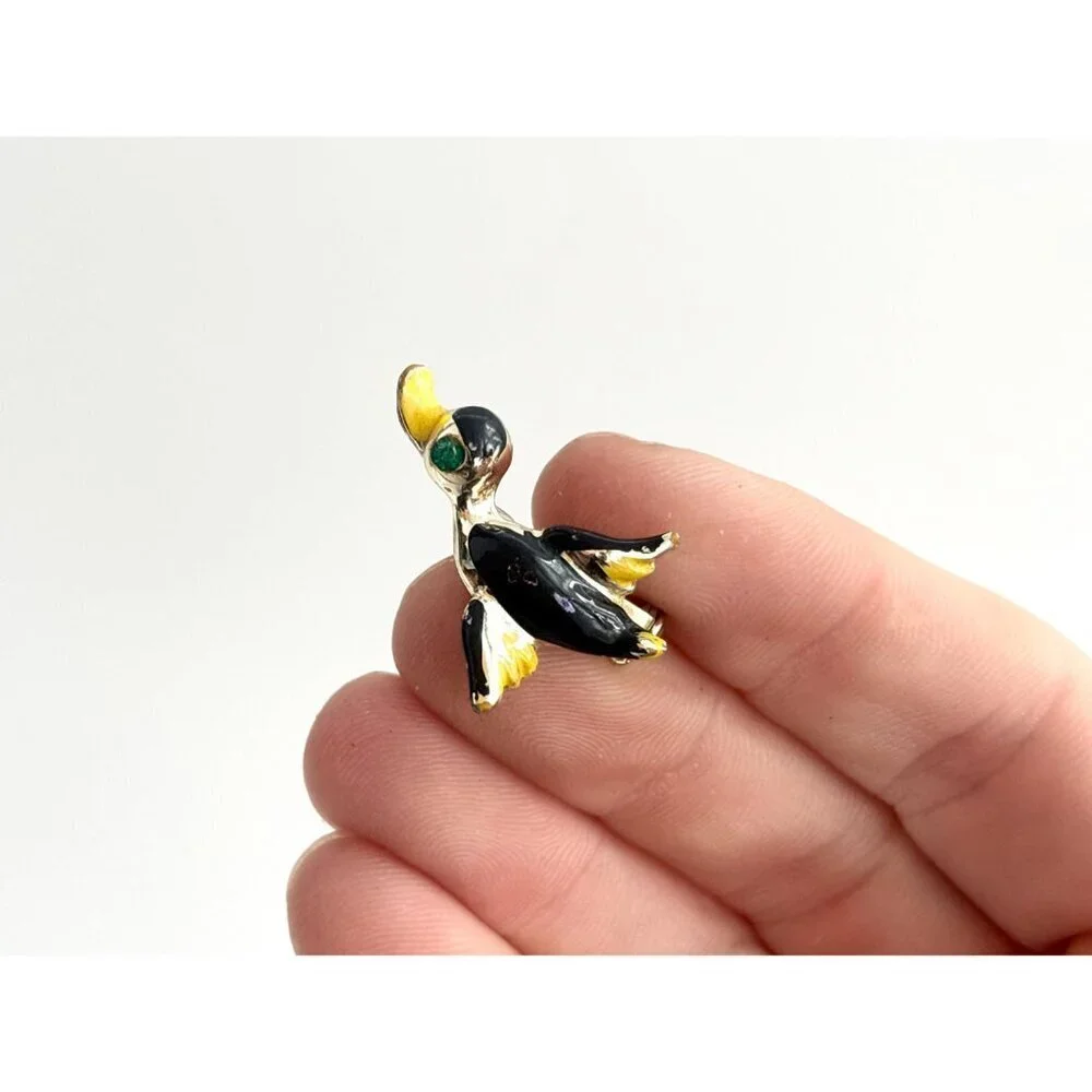 Duck in Flight Figural Enameled Gold Toned Vintage Costume Jewelry Brooch